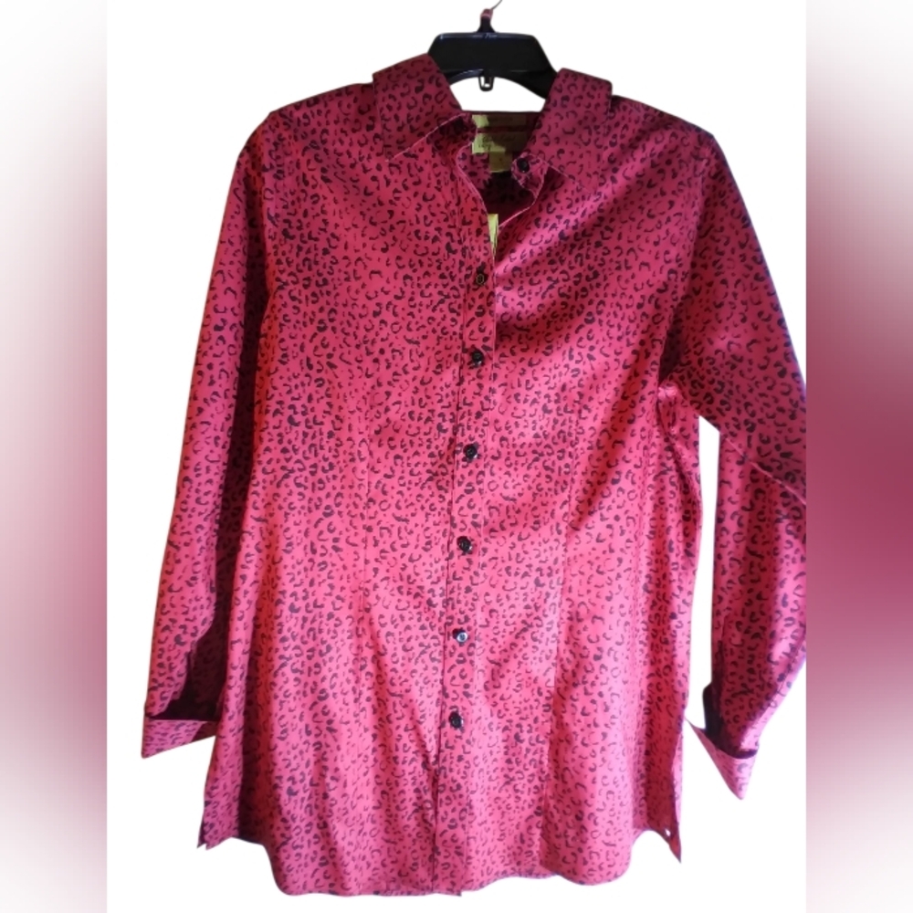 Gold Label Investments Red and Black 100% Cotton  Leopard Print Button-Up Shirt